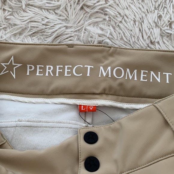NWT Perfect moment Aurora flared ski pants in beige - Picture 11 of 16
